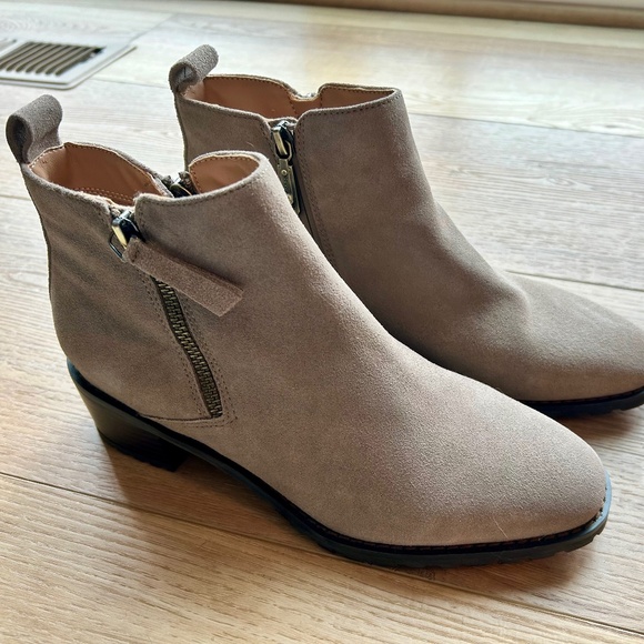 Blondo waterproof Samara ankle boots - Picture 1 of 7